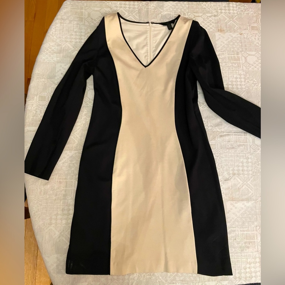 Banana Republic Black and Cream V-Neck Colorblock Midi Dress